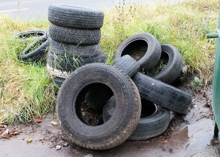 Почему шинам не место на контейнерных площадках